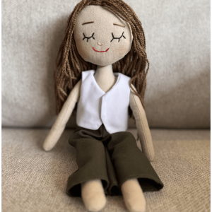 Muñequita Pelo Castaño